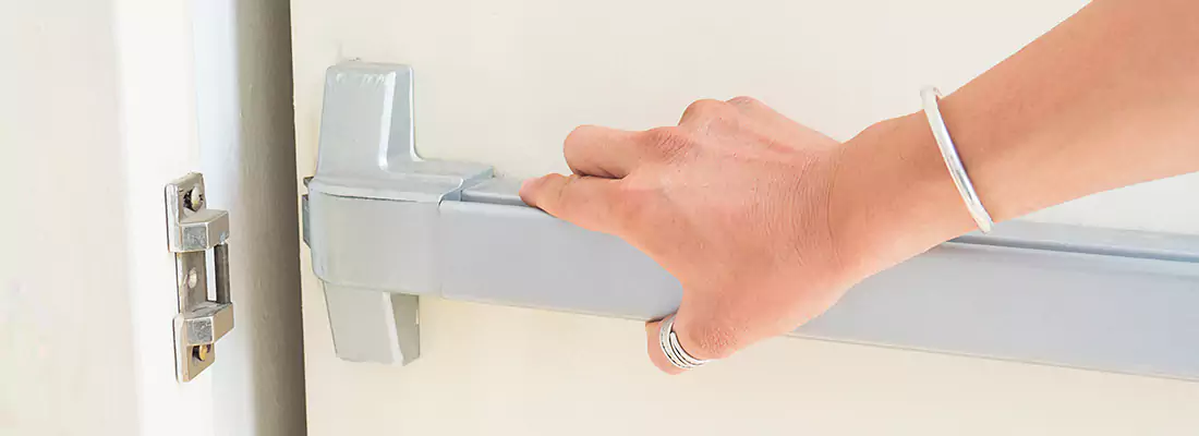 Fast and Affordable Door Panic Bar Installation in Englewood, FL